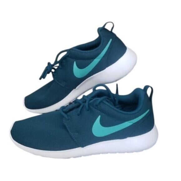 New Nike Roshe One Womens Teal Sneakers Size 7.5 Lightweight Everyday Walking - Picture 1 of 10